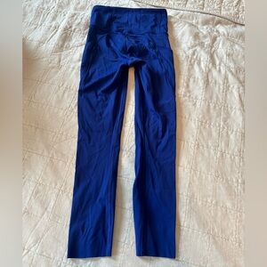 Fast and Free 25” size 2